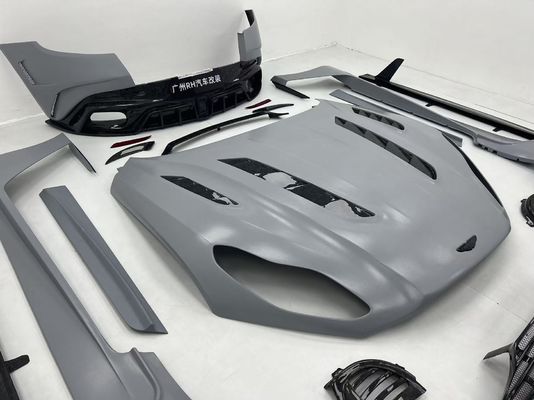 아스턴 마틴 DB11 탄소섬유 바디 키트 DB11 맨소리 스타일 앞뒤 배머 사이드 스커트 펜더 후드 스포일러