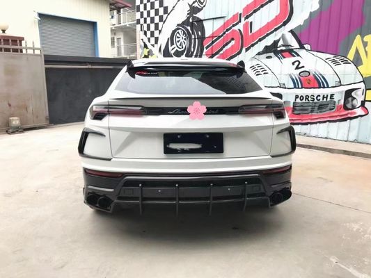 람보르기니 URUS 탄소 섬유 보디 키트 Urus 업그레이드 최고 스타일 탄소 섬유 앞 입술 확산 스포일러 후드 와이드보디 키트