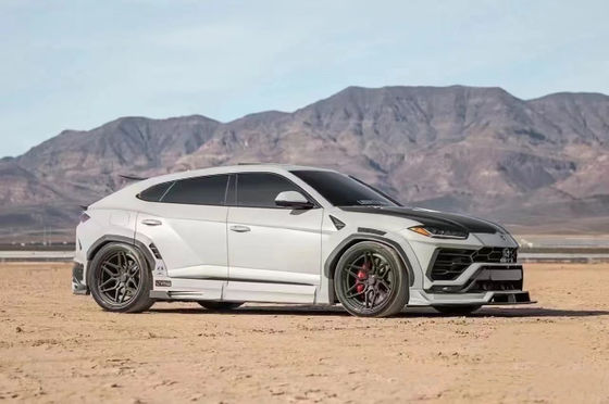 LB 스타일 람보르기니 URUS 탄소 섬유 시체 키트 Urus 탄소 섬유 앞 입술 확산 스포일러 폭체 키트