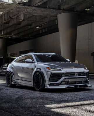 LB 스타일 람보르기니 URUS 탄소 섬유 시체 키트 Urus 탄소 섬유 앞 입술 확산 스포일러 폭체 키트