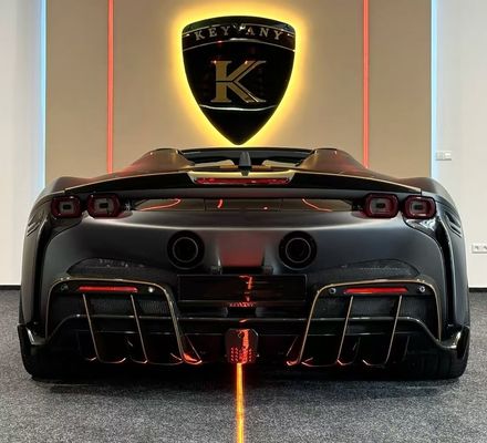 페라리 SF90 탄소섬유 몸체 SF90 KY PP 플라스틱 디푸저 스포일러 사이드 스커트 몸체 키트