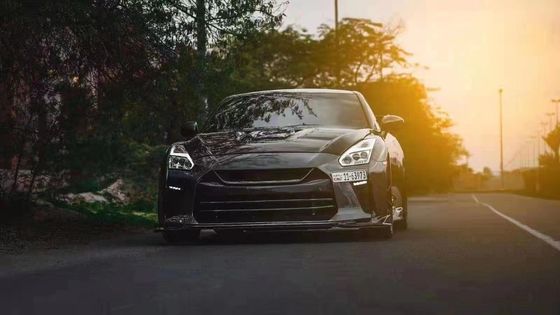 닛산 GTR R35 탄소섬유 보디 키트 GTR 업그레이드 최상위 스타일 탄소섬유 앞뒤 배머 사이드 스포일러
