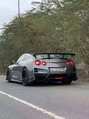 닛산 GTR R35 탄소섬유 보디 키트 GTR 업그레이드 최상위 스타일 탄소섬유 앞뒤 배머 사이드 스포일러