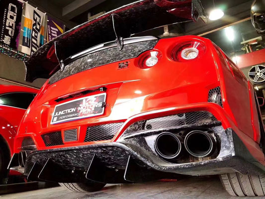 닛산 GTR 보디 키트용 GTR R35는 VARIS 스타일의 탄소 섬유 앞뒤 배머 스포일러 보디 키트를 업그레이드합니다
