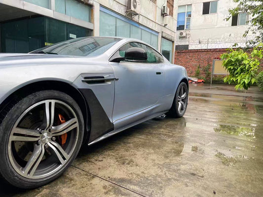 아스톤 마틴 DB9의 새로운 제품 DB9 보디 키트 DBS 스타일 앞 및 뒷 배머 업그레이드